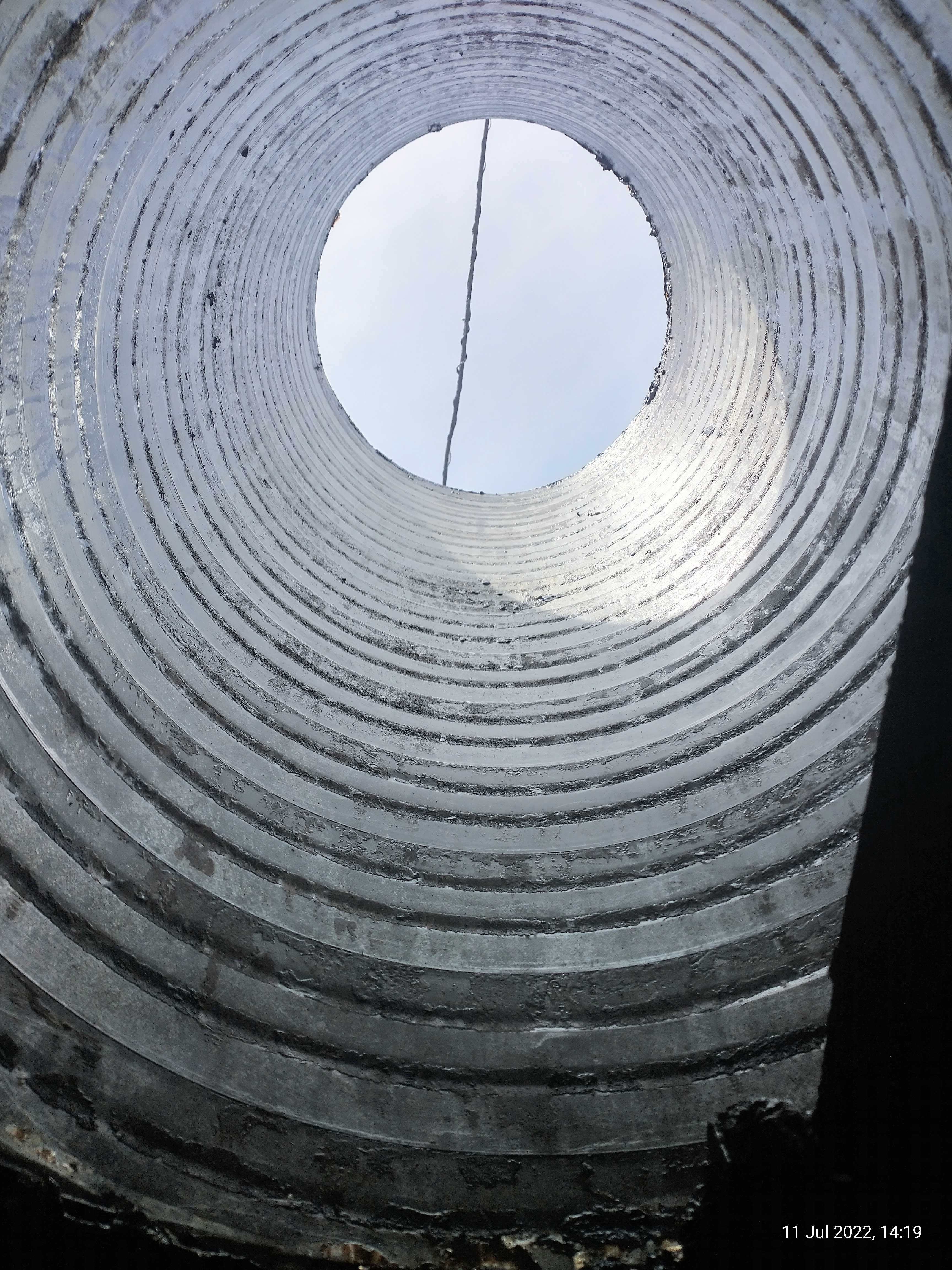 Extractor duct after cleaning.jpg